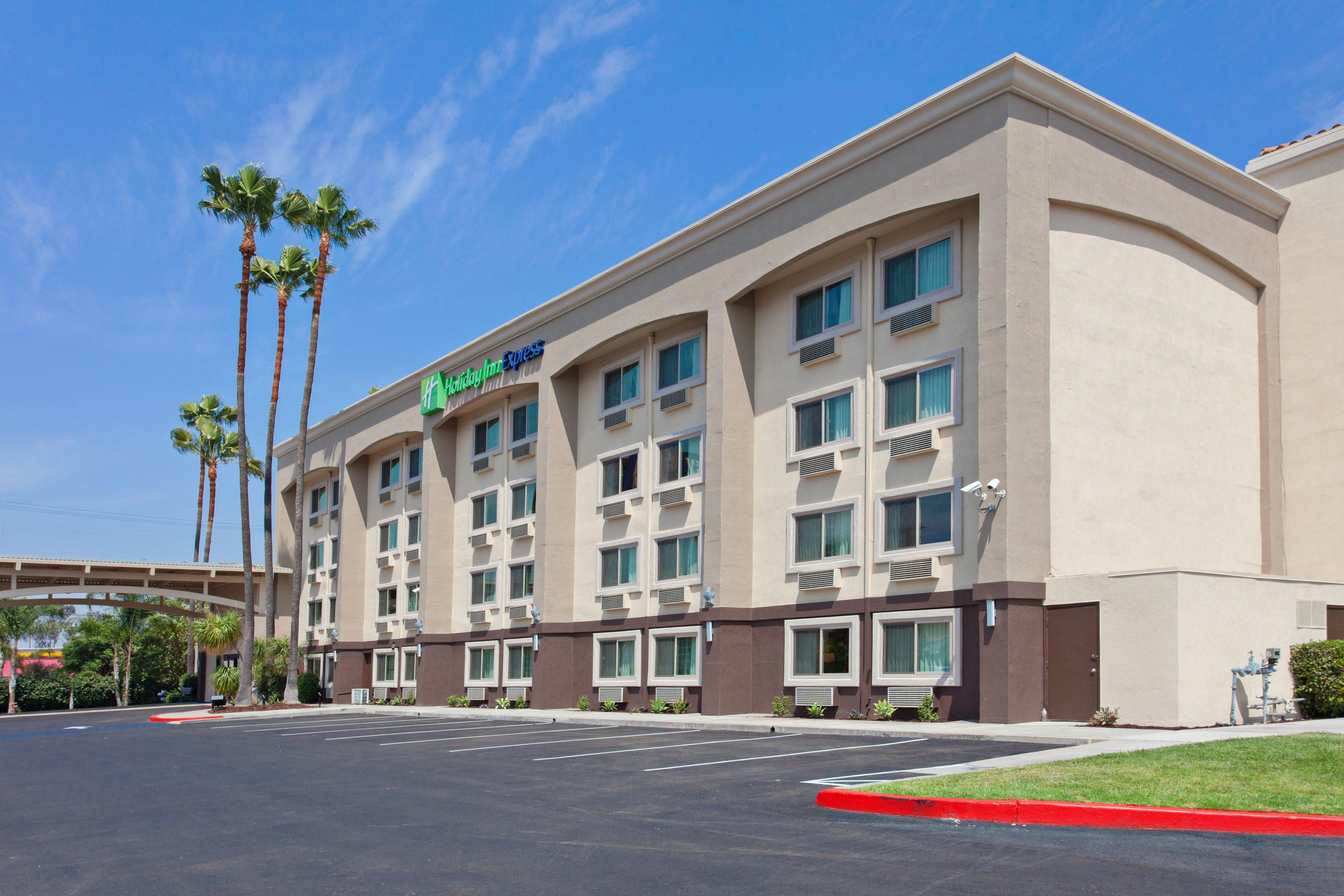 Holiday Inn Express San Bernardino Colton, An Ihg Hotel Exterior photo